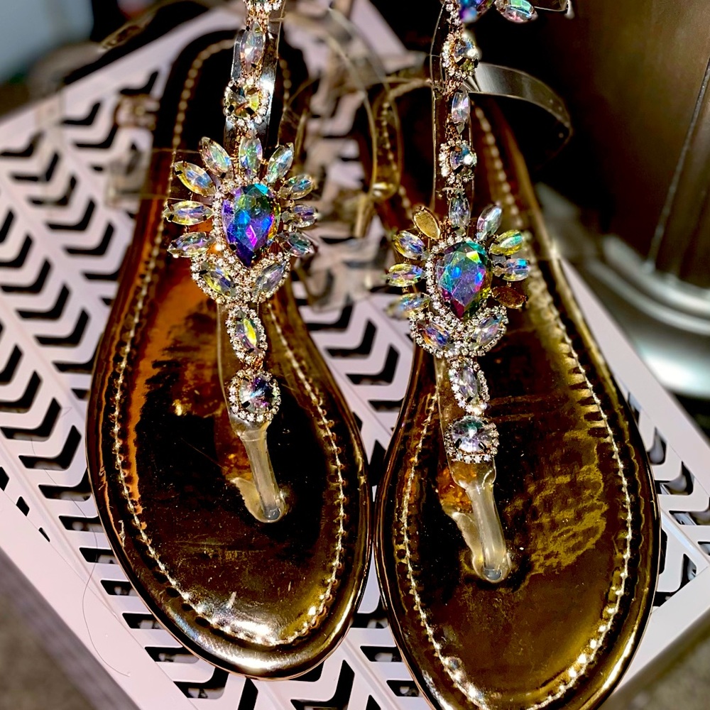 Rhinestone Jewels T Strap With Chain Flat Sandals Size (7)